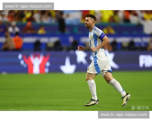 美洲杯首发:十一人点燃全场的那一刻